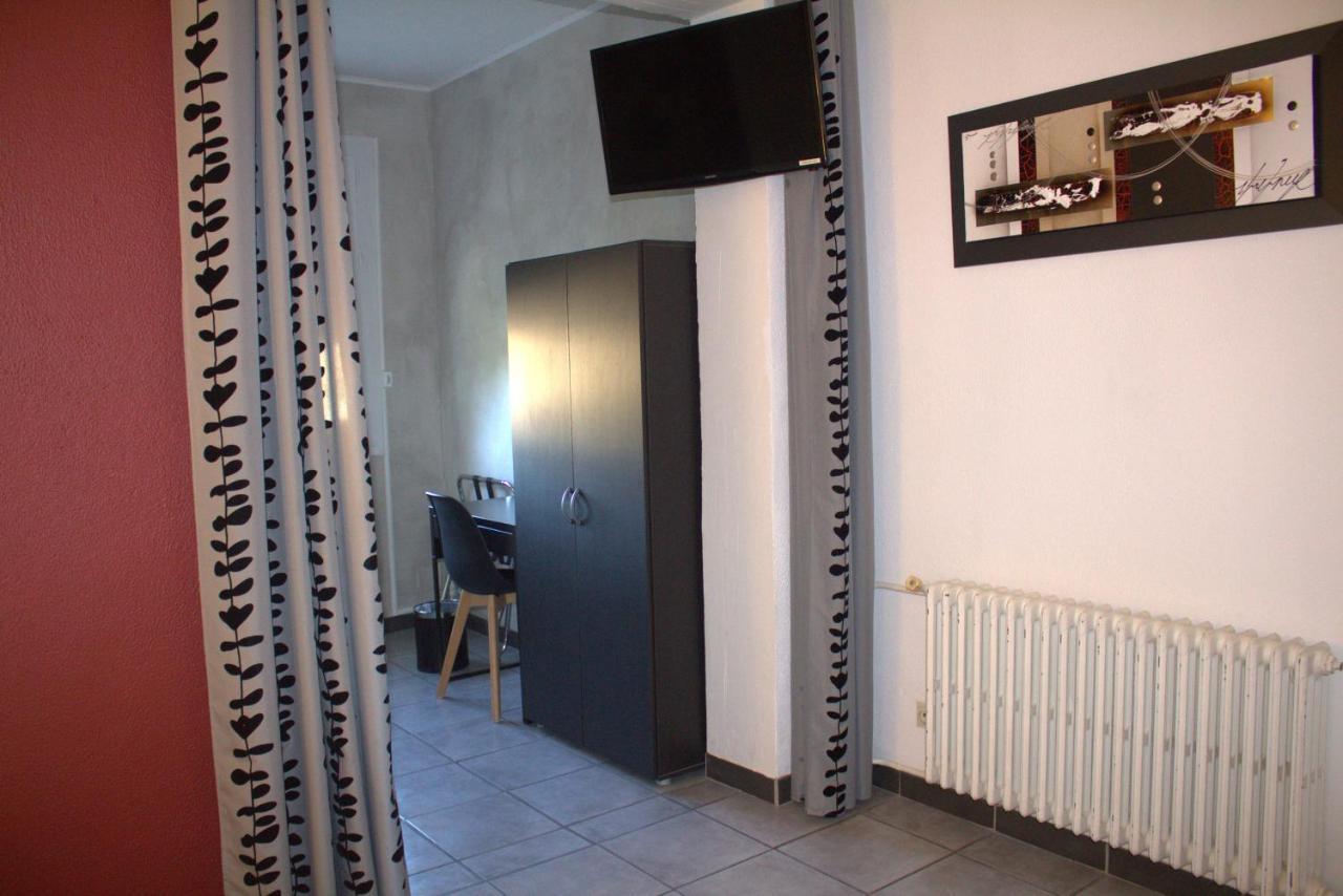 Logis Hotel Le Clement V روكمور المظهر الخارجي الصورة
