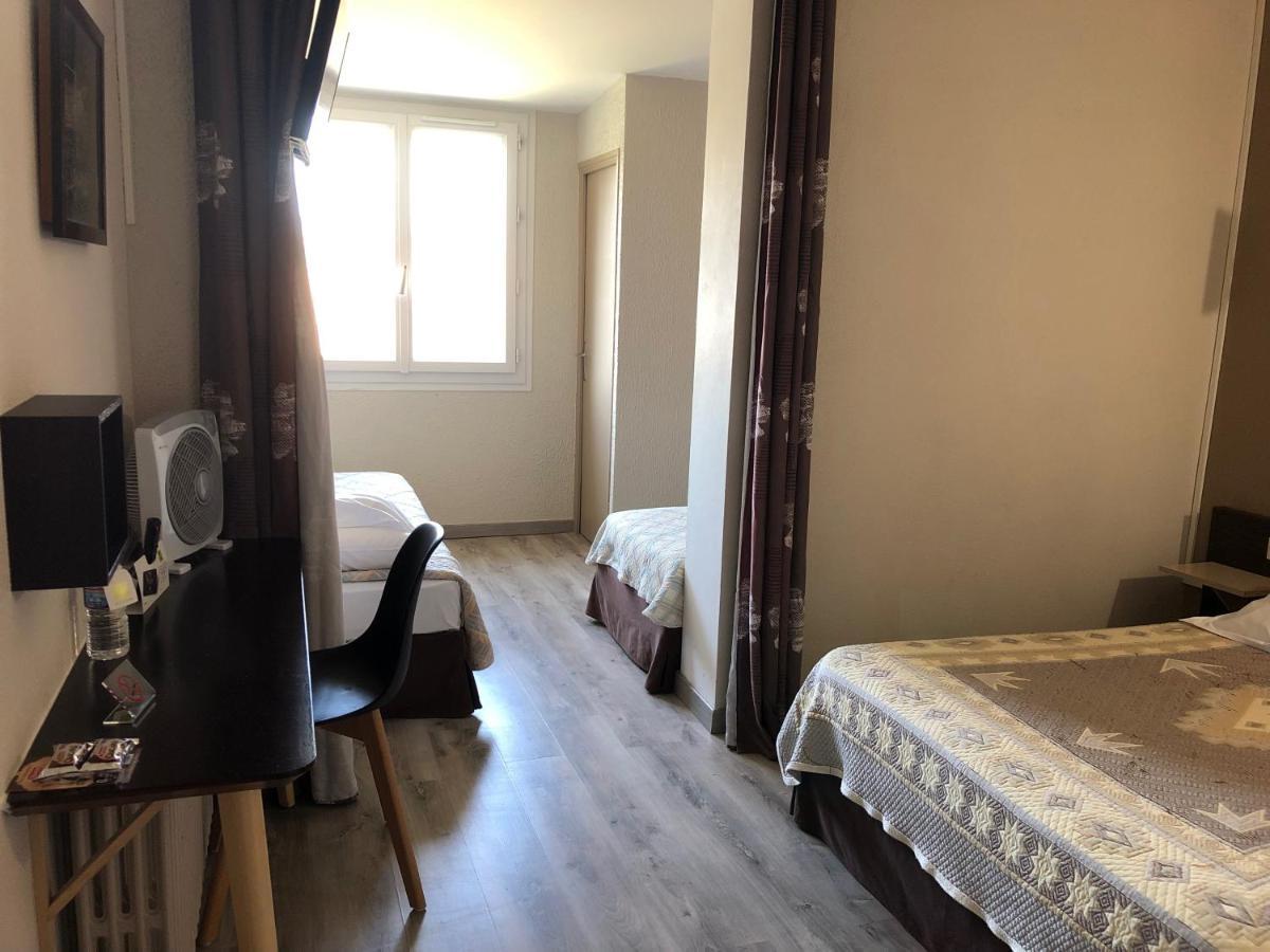 Logis Hotel Le Clement V روكمور المظهر الخارجي الصورة