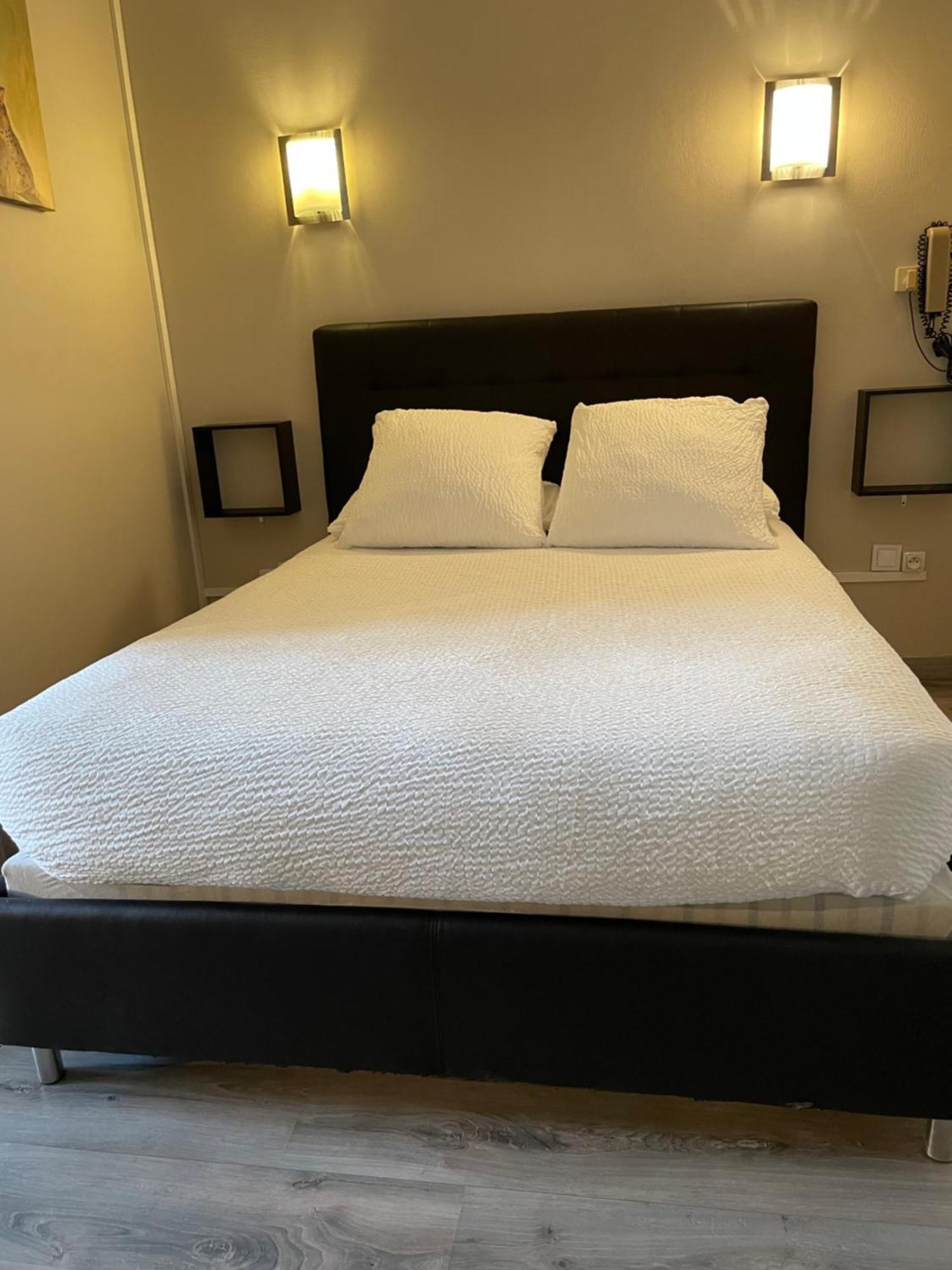 Logis Hotel Le Clement V روكمور المظهر الخارجي الصورة